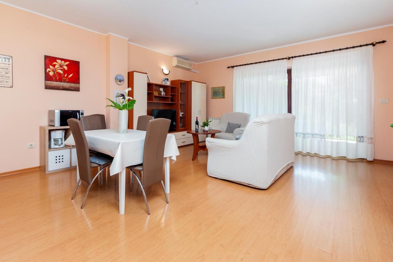 Apartments Villa Brigita Rovinj Ngoại thất bức ảnh